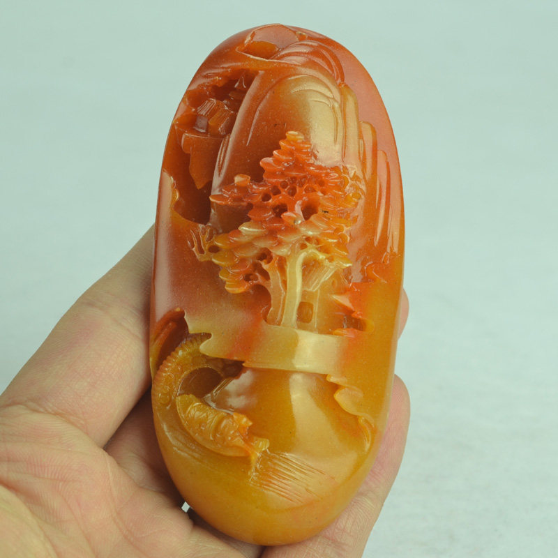 Huanglong jade landscape landscape painting piece male and female jade carving to play pieces to give gifts pine tree hand play pieces of literary play pieces