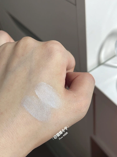 Градиентный детский крем -синий и прохладный и прохладный, одна секунда становится холодной кожаной кожаной голубым