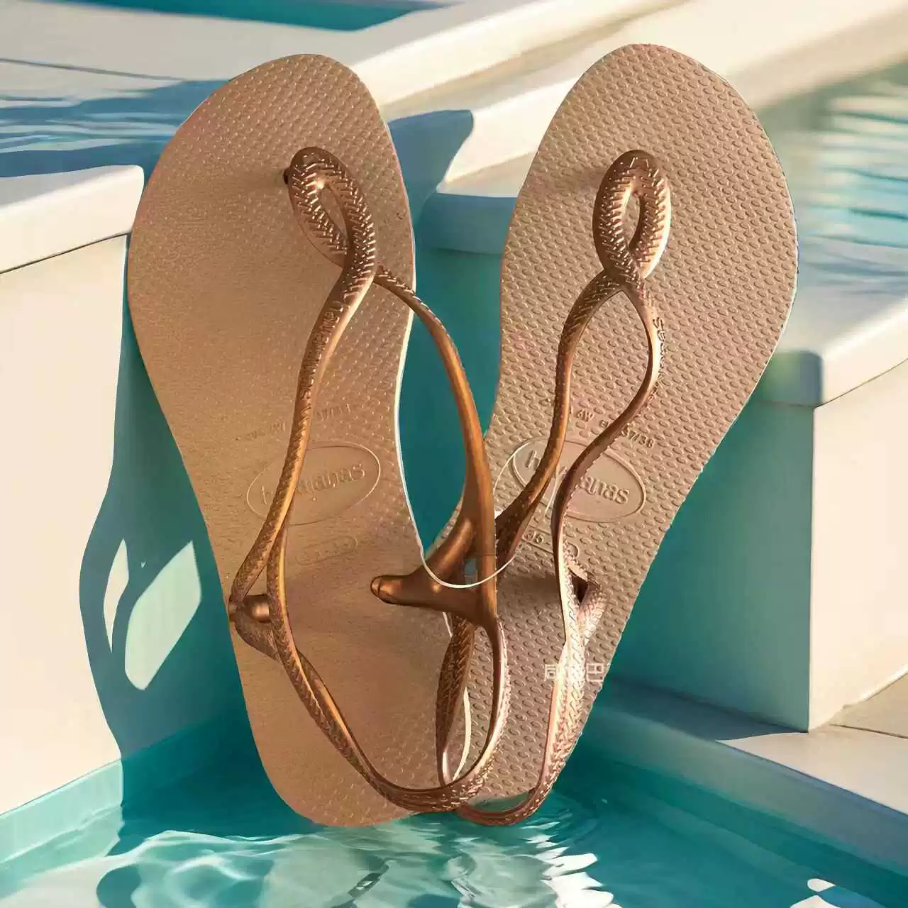 【Заказ на первую поставку】Сланцы Havaianas Havana для женщин, летняя обувь, клипсовые сандалии, пляжная обувь, противоскользящие
