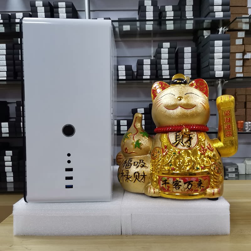 Aluminum Walker L2 Side Permeable Cold Small Host Shell ITX MATX Motherboard Full Height Graphics Card SFX Power Game Small Host Shell