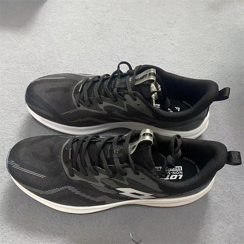 Lotto Men's Spring and Summer Large Size Men's Shock-Absorbing Rebound Running Sneakers in Sizes 46, 47, and 48, Breathable Carbon Fiber