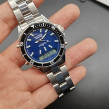 Klein Blue Deep Sea Blue Japanese Vintage Retro Vintage Reflow Men's Steel Band Electronic Watch Small and Authentic