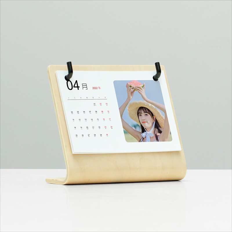 Desk calendar custom 2022 solid wood bracket diy wood creative desktop photo monthly calendar customized corporate calendar