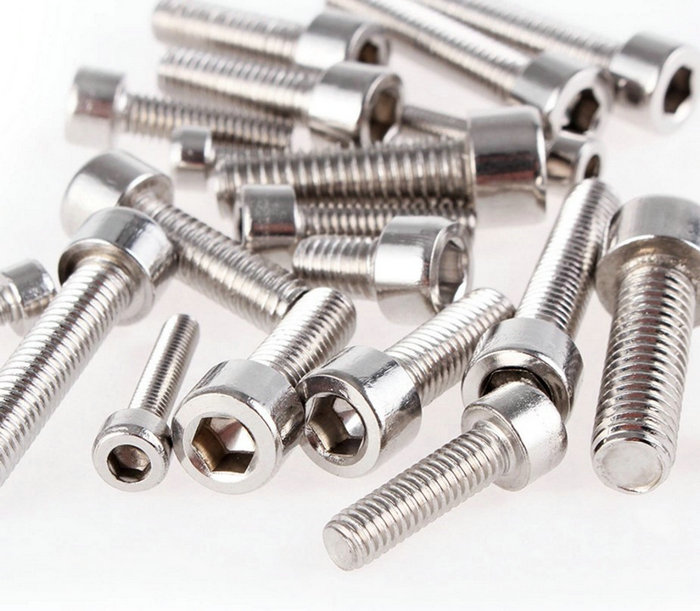 Stainless steel cylindrical head hexagon screws are available in a variety of specifications