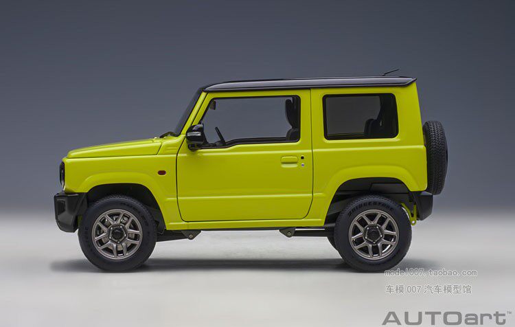 Модель машины 奥拓汽车模型吉姆尼1:18