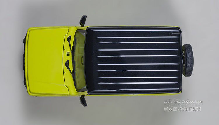 Модель машины 奥拓汽车模型吉姆尼1:18