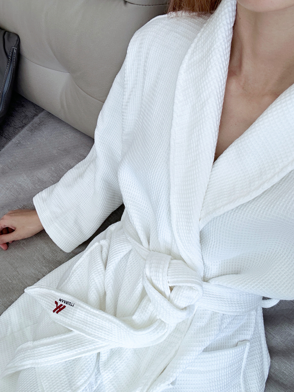 On Sale on the Official Website! Jw Marriott Five-Star Hotel Waffle Weave Absorbent Pure Cotton Towel Mid-Length Bathrobe and Nightgown