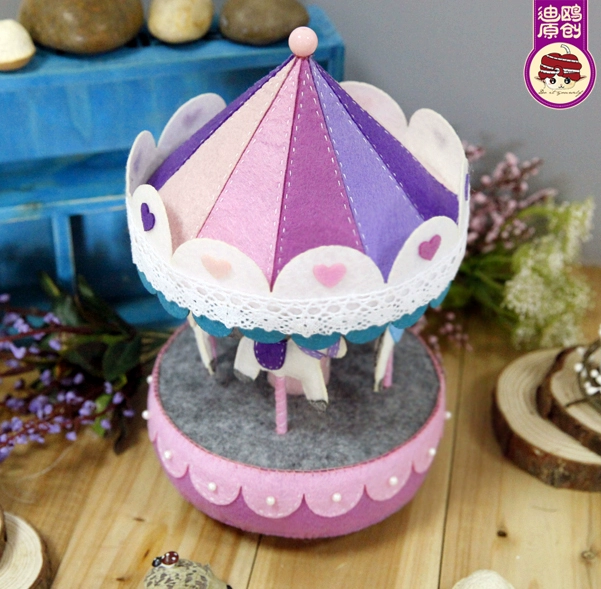 Miễn phí cắt carousel music box music box Diou không dệt làm bằng tay tự làm sản xuất vật liệu sáng tạo gói