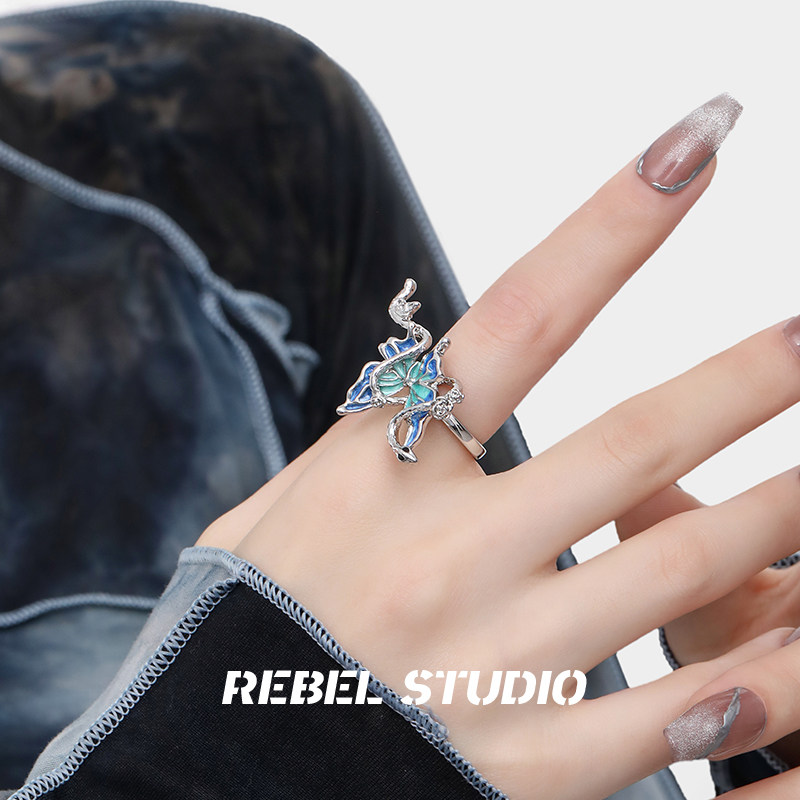 Кольцо Jewelry Chronicles змея с бабочкой