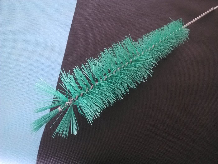 Nylon beer bottle bottle cleaning long handle green hair brush beer bottle brush is strong, does not shed hair, low price, super long and durable