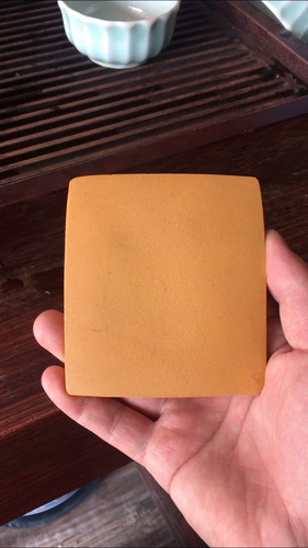 Yixing Zisha Mud Golden Duan Linghan Бесплатная доставка Потальная катальная скульптура Mud Mud более подходит для вынесения рекомендаций чайника