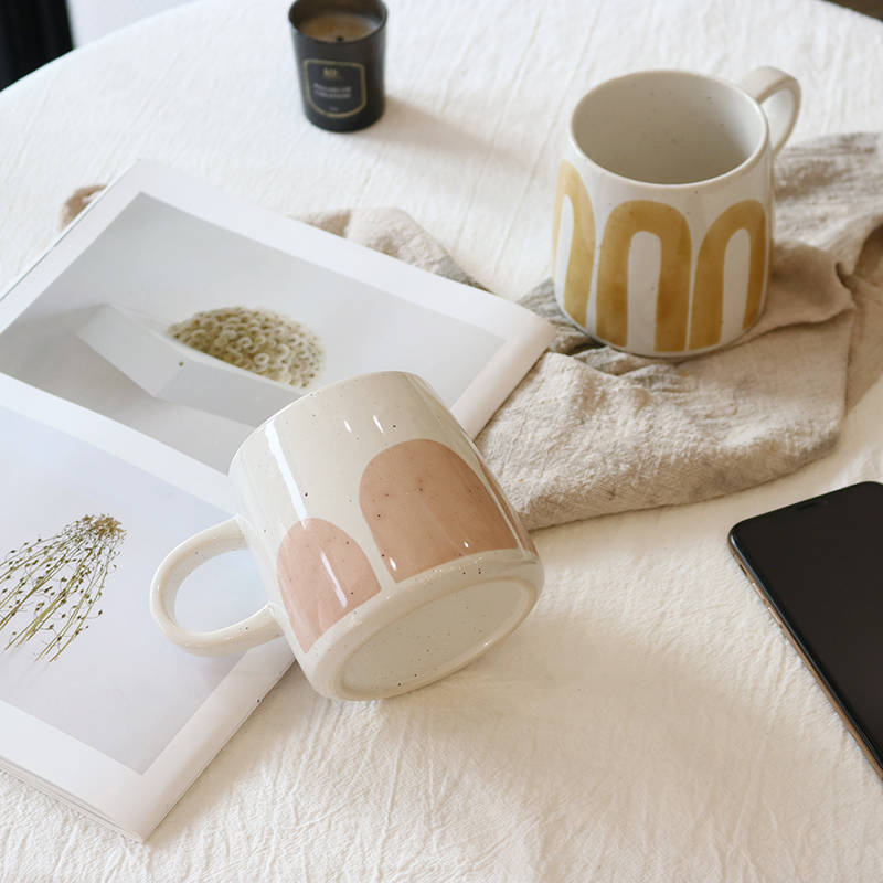 Xiaoqing fresh pink Nordic ceramic mug creative hand-drawn coffee cup coffee cup girls water cup household cup