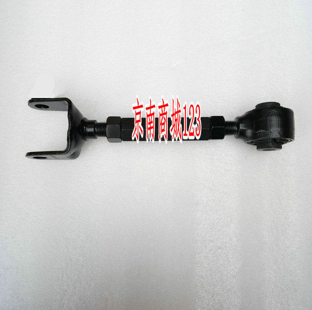 Retrofit the new Dongfeng Wind Line Fiat Fiyue Rear wheel Eight-word foot running partial nibble with outer inclination adjustable support arm