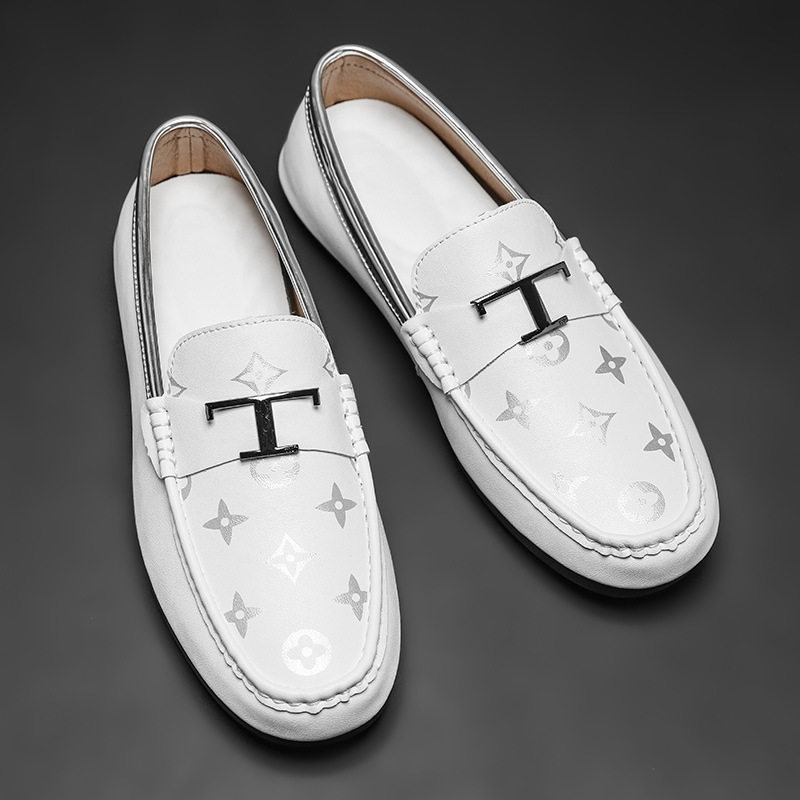 Men's shoes 2022 summer new men's casual leather shoes with a small white shoe tide shoes and soy bean shoes