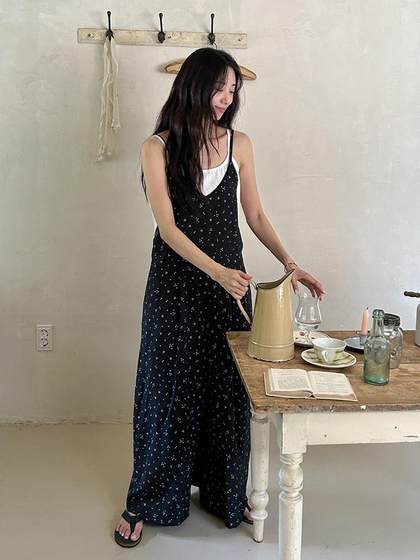 SYLP穗伊 凉快舒适 小花朵休闲系带连身裤v领长款阔腿裙裤连体裤