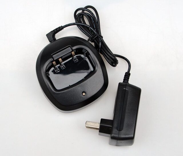 Beifeng Walkie-Talkie Bf-320/Bf-330/Bf-350 Bf-350S/Bf-360 Bf-668 Charger