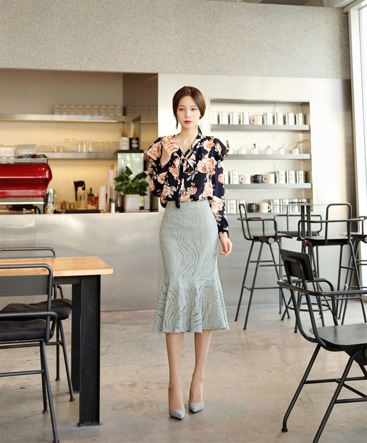 Mùa hè 2019 mới gói hông váy đuôi cá mỏng ren váy dài phần váy nữ size lớn váy OL chuyên nghiệp - Váy chân váy nữ