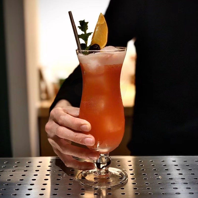 Wine Surgery Creative Net Red Hurricane Cup Long Drinks Cup Coconut Aroma Cocktail with Cocktail Cup Special Drink Cup High Foot Cup-Taobao