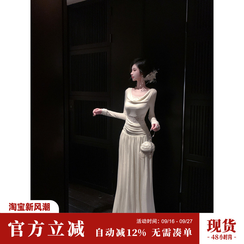 Sun Yaqiao [Seine River Bank] Autumn and Winter Gentle Style Fleece-Lined Knitted Long-Sleeved Dress Pleated Long Skirt