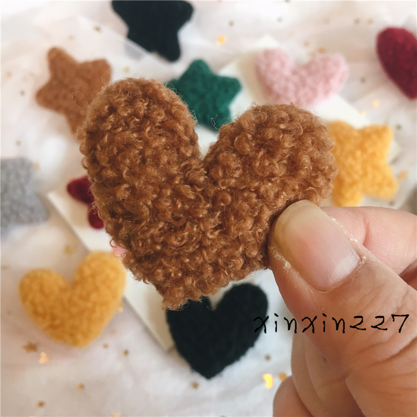 Heart 227 Nhật Bản và Hàn Quốc mùa thu và mùa đông sao lông yêu thích vải phẳng trâm cài phụ kiện quần áo - Trâm cài huy hiệu đảng cài áo