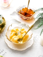 Phnom Penh Sakura Glass Dessert Bowl of Bird's Nest Bow