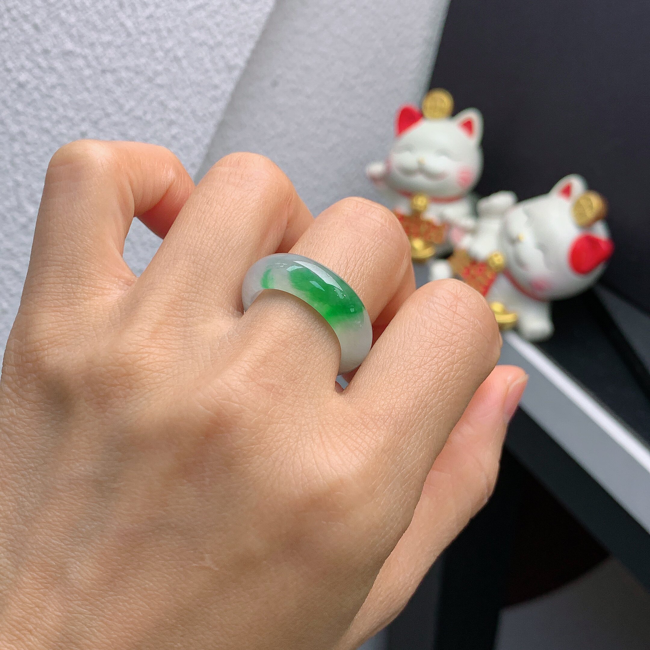 14-15 circle Burmese natural jade A goods ice floating sun green ring 183#
