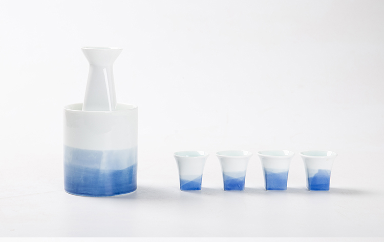 Baiyun Mountain đơn giản rượu sake Nhật Bản hầm rượu thủy tinh màu vàng rượu vang Jingdezhen gốm rượu quà tặng đóng hộp rượu vang trắng - Rượu vang ly uống rượu