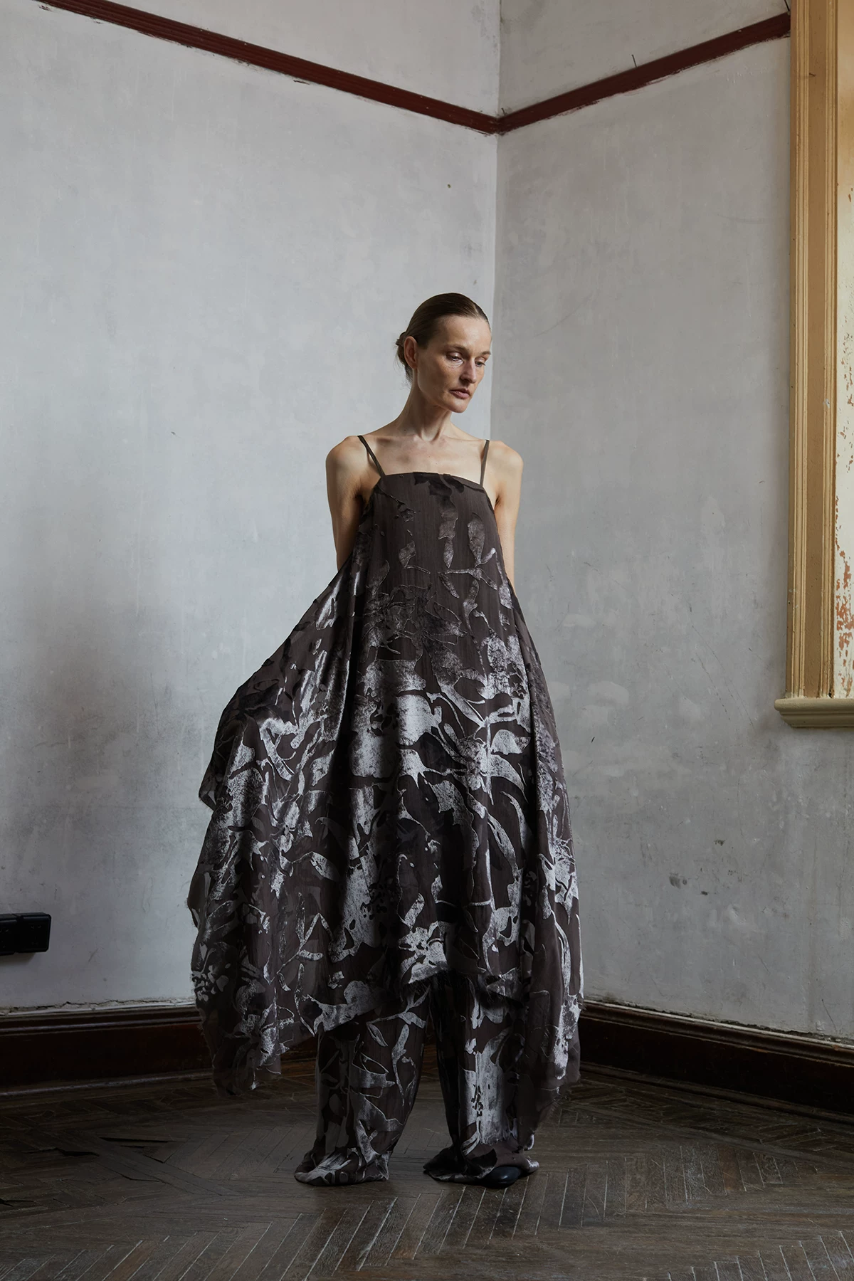 MIURA DESIGN 2024SS Silk Organza Flower Layered Sling Skirt Slack Wide Leg Pants Set