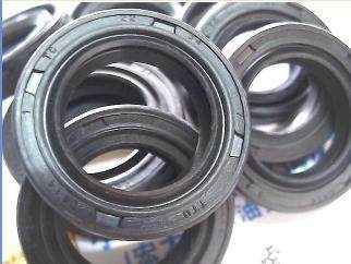 TC 22*34*7 22X34X7 C414 TTO Taiwan skeleton oil seal inner diameter 22 outer diameter 34 height 7mm