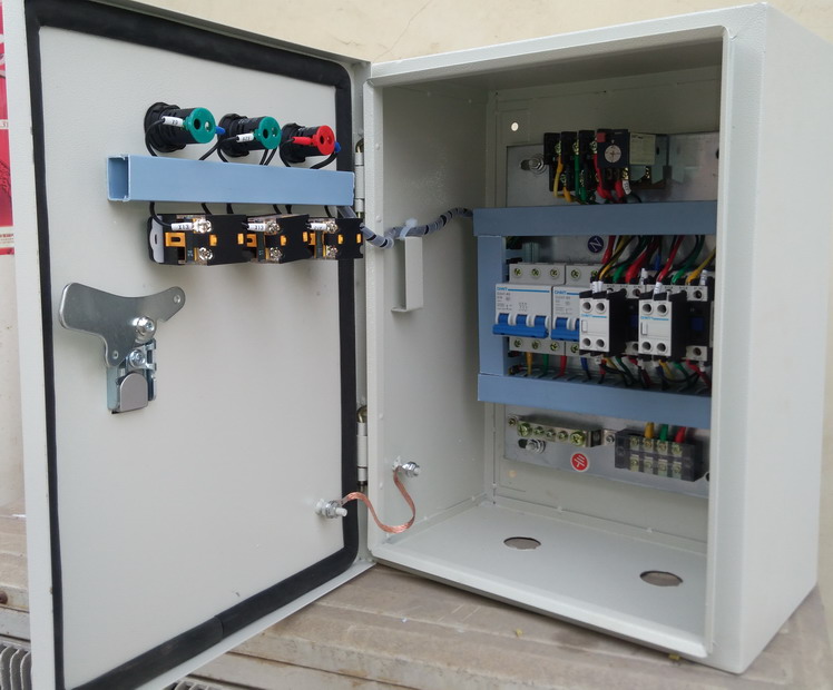 4KW motor positive reversal 11 KW start box positive reversal control box 5 5 positive inversion box