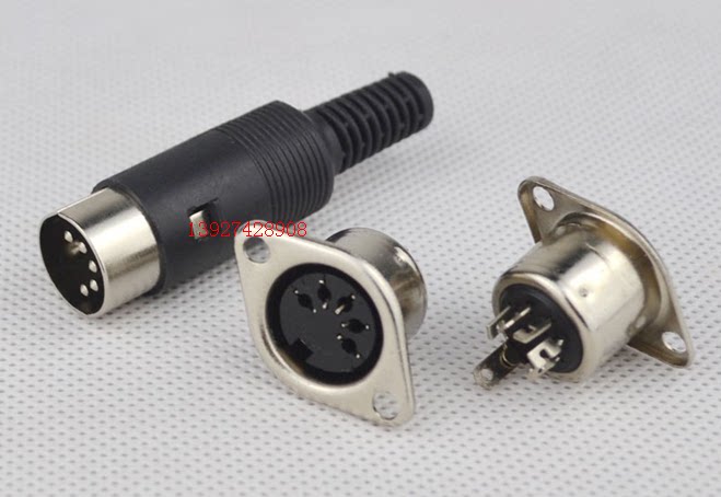 Large keyboard and a set of 3 4 5 6 7 8 core plug socket signal wiring head DIN old round verbal