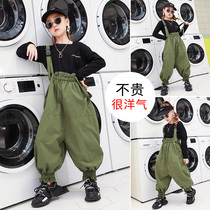 Girls Strap 2020 new spring and autumn suit 6 foreign style 7 children 8 autumn 9 long pants ten year old girl