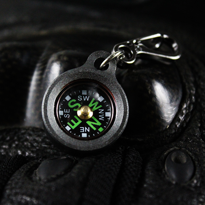 Aluminum alloy housing guide Metal compass compass North Hand Outdoor crossing compass with alloy buckle finger