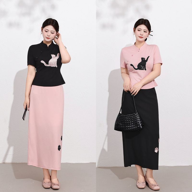 Plus-Size Women's Clothing for Fat Girls, New Chinese-Style Summer Outfit with Cat Embroidery Short Top and Pink Cat Paw Skirt Plus-Size Women's Clothing for Fat Girls, New Chinese-Style Summer Outfit with Cat Embroidery Short Top and Pink Cat Paw Skirt
