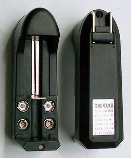 18650 Charger Bright Light Flashlight Charger Lithium Battery 14500 Charger 3 7V charger