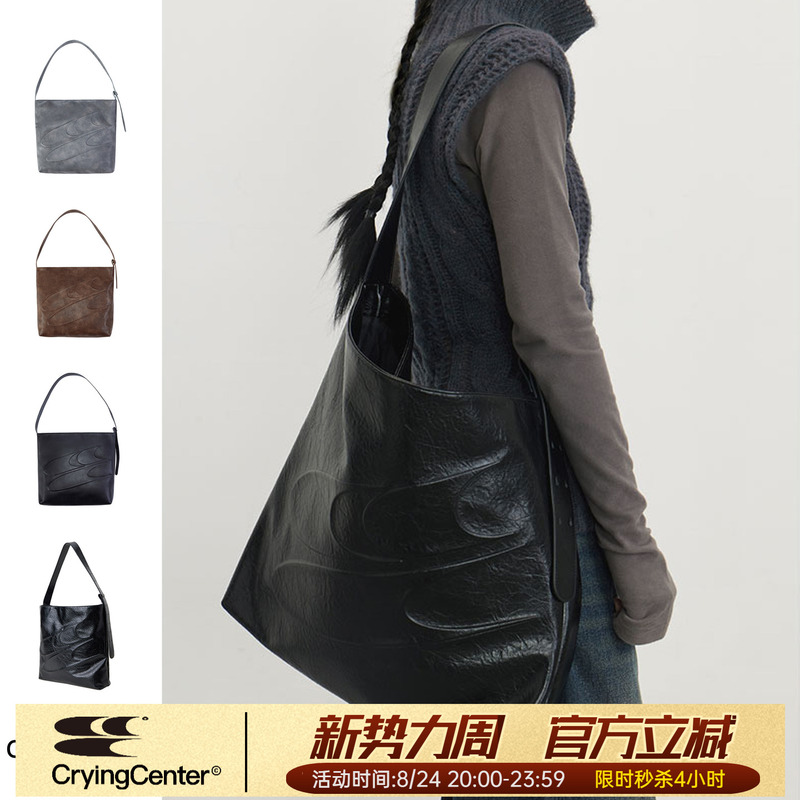 Cryingcenter Black Oil Wax Large Capacity Single Shoulder Crossbody Leather Bag Adjustable Tote Bag Crying Center Cryingcenter Black Oil Wax Large Capacity Single Shoulder Crossbody Leather Bag Adjustable Tote Bag Crying Center