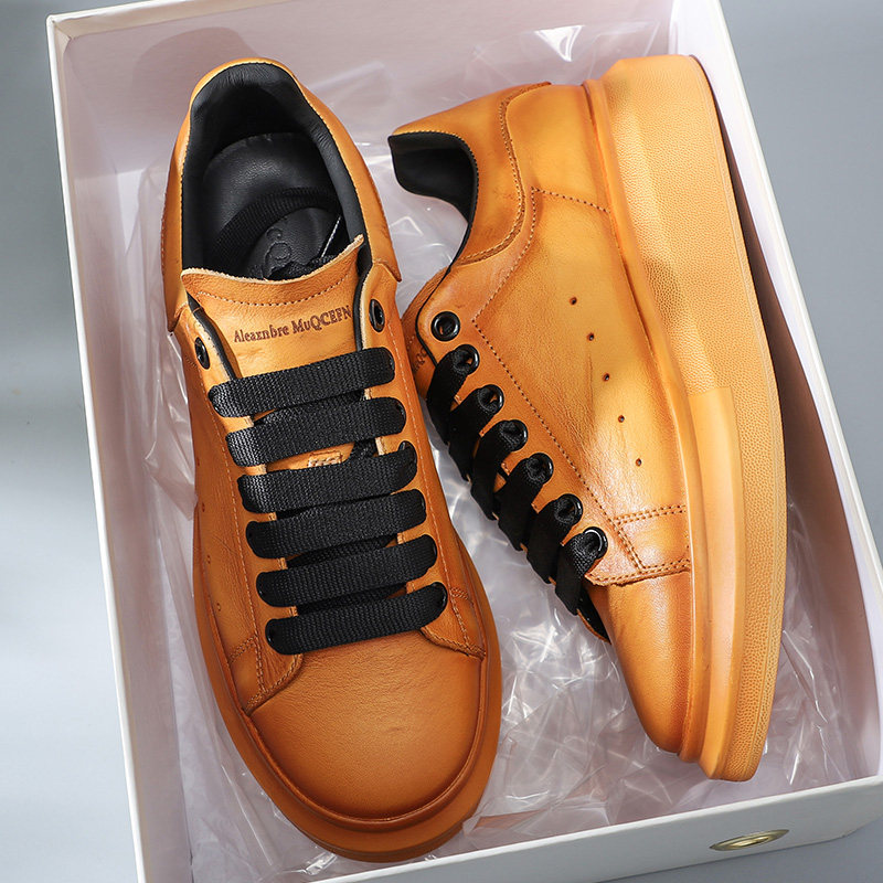 2021 McQueens multi-help small white shoes men's handmade retro color rubbing hand-painted graffiti board shoes dirty dirty shoes trendy