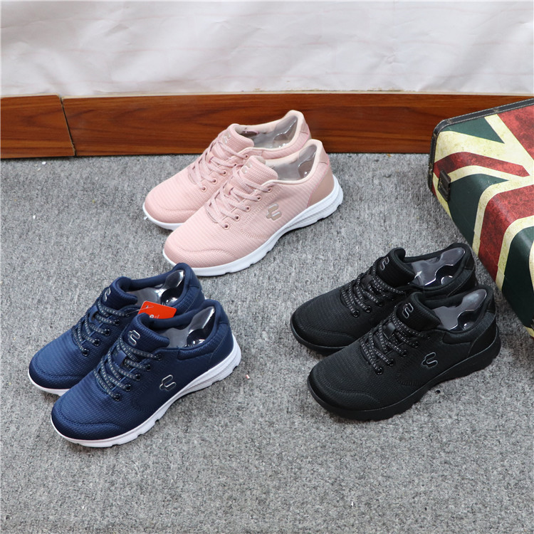 Leak the new woman's light sneakers breathable soft soles student running shoes and shoes casual pairs