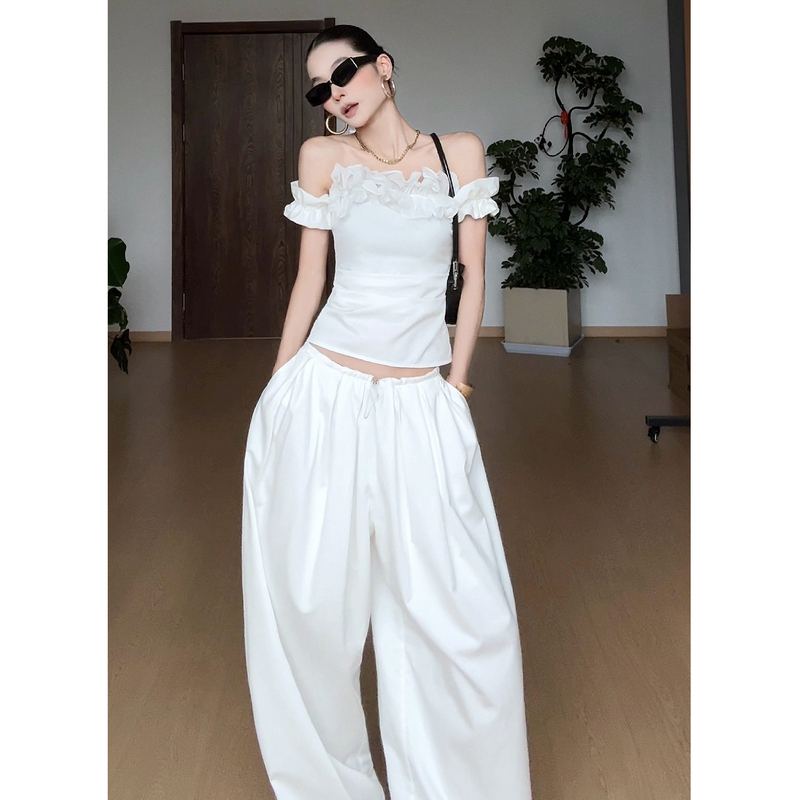 Cizzlemore【Locking Star Dust】French-Style Off-Shoulder Short-Sleeve Ruffle Top and Wide-Leg Pants Pure Desire Set