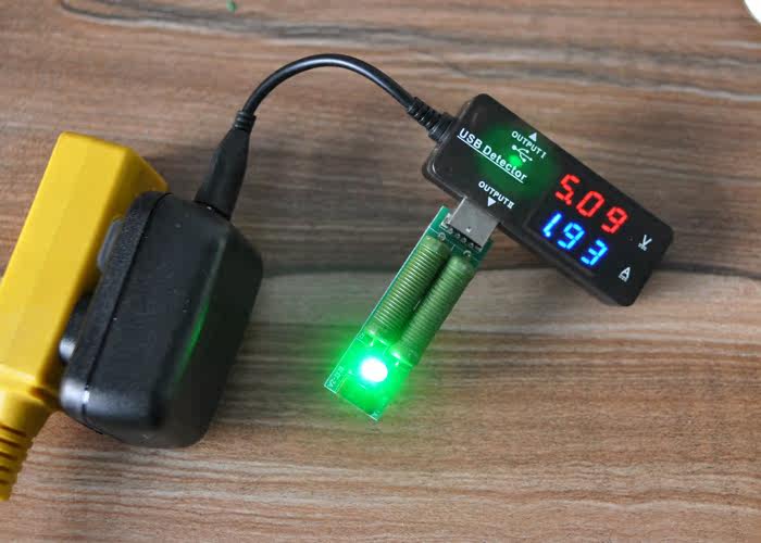 chargeur - Ref 1300074 Image 15