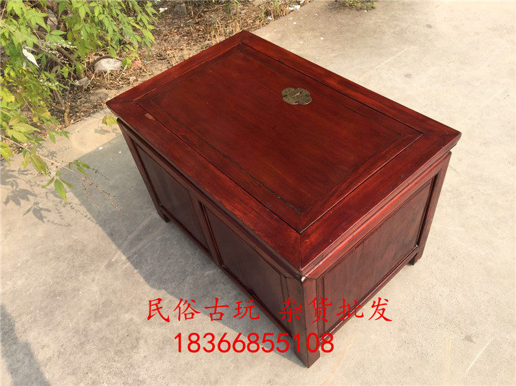 The old furniture of the old family of the Republic of China, the old money cabinet of the old money cabinet, the old solid wood furniture of the old solid wood furniture and the decoration hem