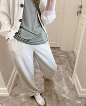 Easy to have with comfort and beauty blown this air pants Milk-like milk-like smooth and smooth and thin casual pants