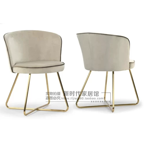 Промышленное ветром северно -световые роскошные дизайнерские дизайнерские повседневные досуг лофт ретро железорец