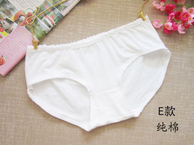 Cotton nguyên chất đồ lót màu trắng rắn màu sáng màu của phụ nữ bông tam giác đồ lót thấp eo trắng hộp quà tặng phụ nữ quần xì áo vú
