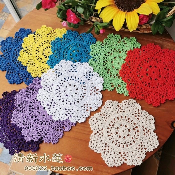 Fresh water lotus pastoral handmade crochet hook flower round coaster Vase mat Lace decorative table mat Beige