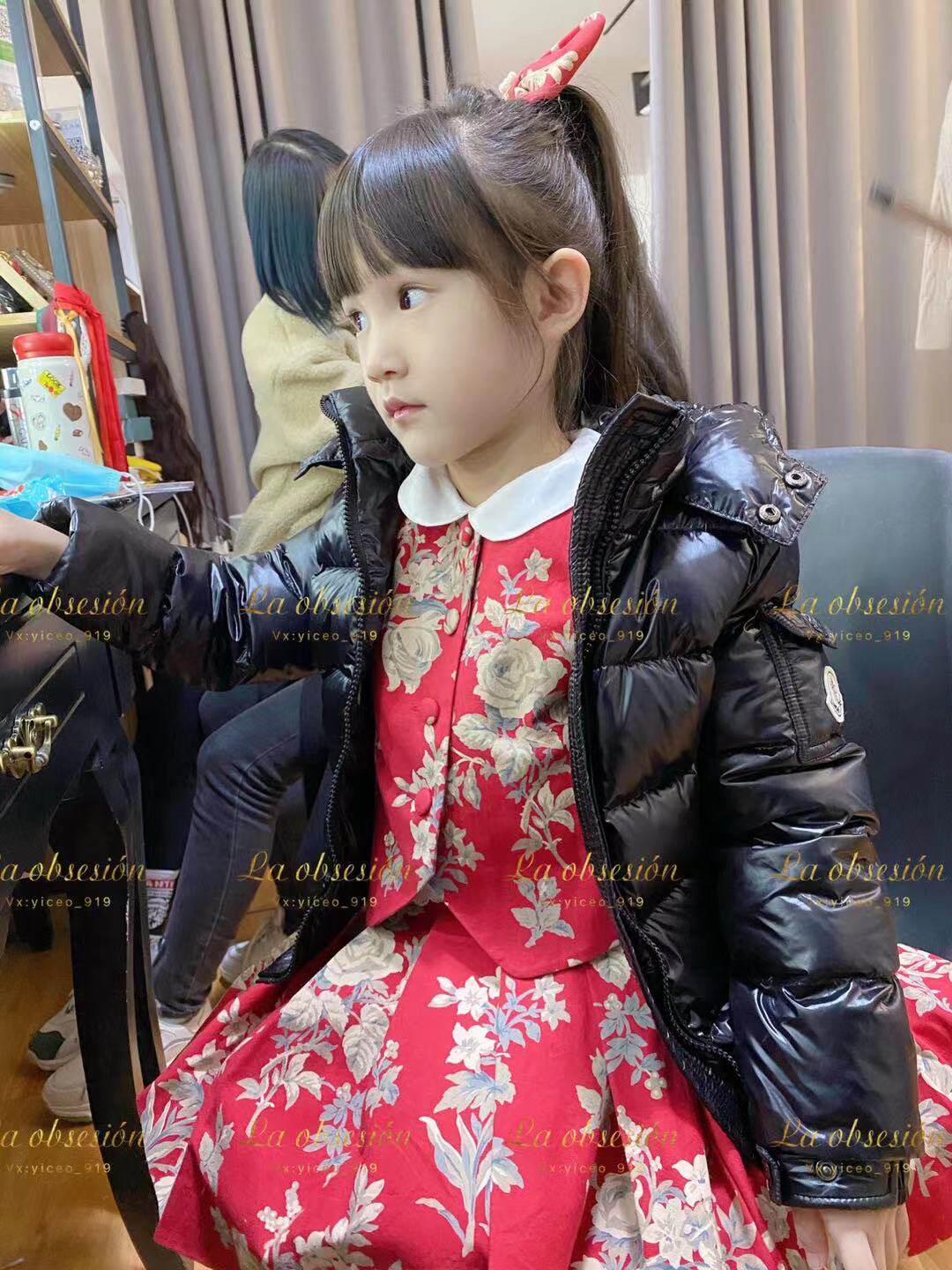 Meatball's out-of-print peony set with Versailles girl cake inside