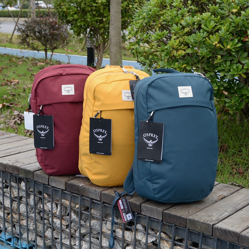 Kitty Hawk OSPREY ARCANE Hermit LARGE DAY 20 Men's and Women's Urban Commuter Casual Backpack