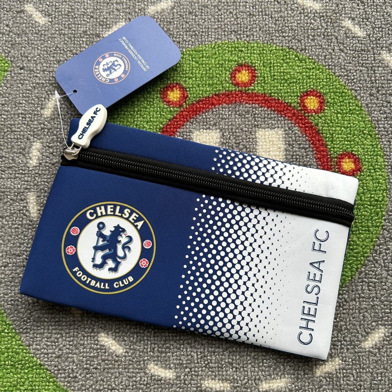 Chelsea's official revised version of fans gift items pen bag stationery bag-Taobao