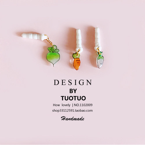 New Cute Caroline Cell Phone Dust Plug Earbuds Hole Pendant Charging Port Typec for Apple Huawei