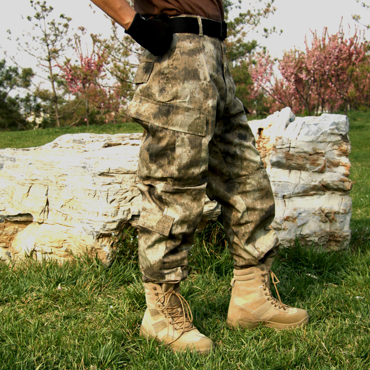 US military tactical pants market waste camouflage pants Outdoor military fans men's summer loose wear-resistant overalls casual pants Military pants